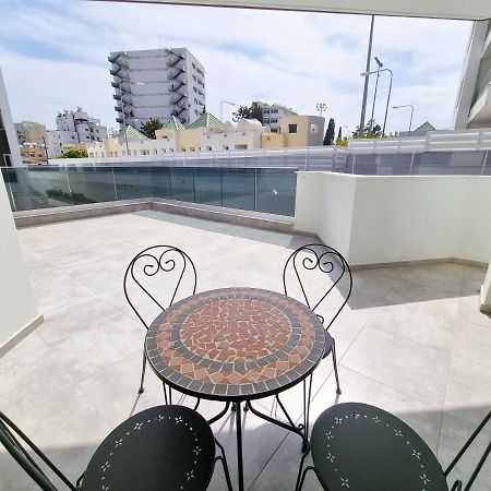 Shades Of Blue Apartment 라르나카 외부 사진